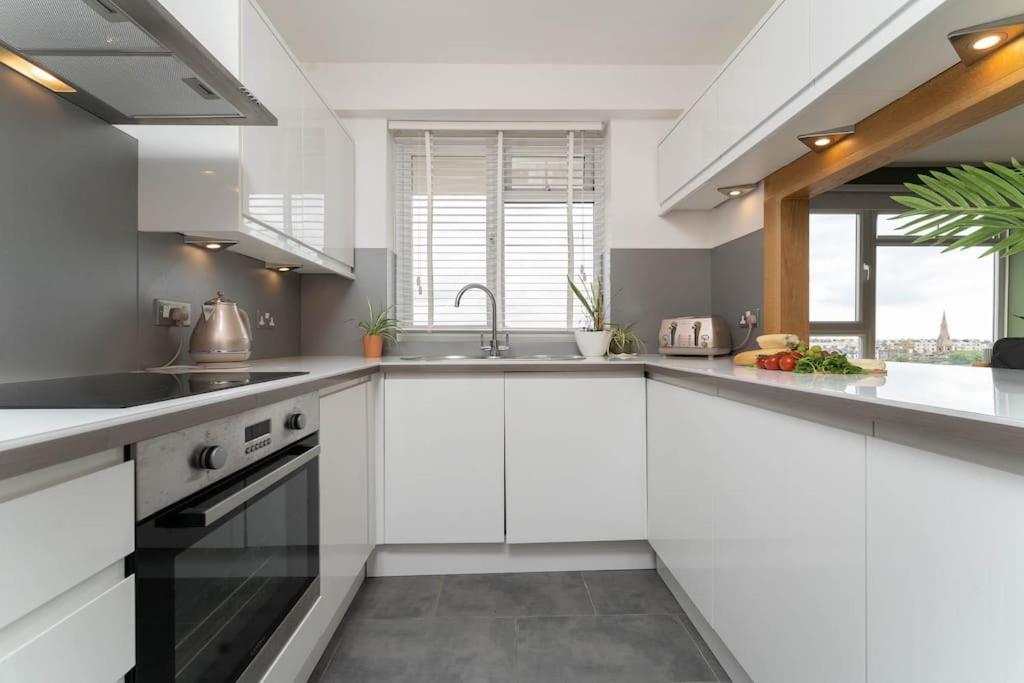 ברייטון Lovely Apartment With Spectacular Views & Free Parking מראה חיצוני תמונה