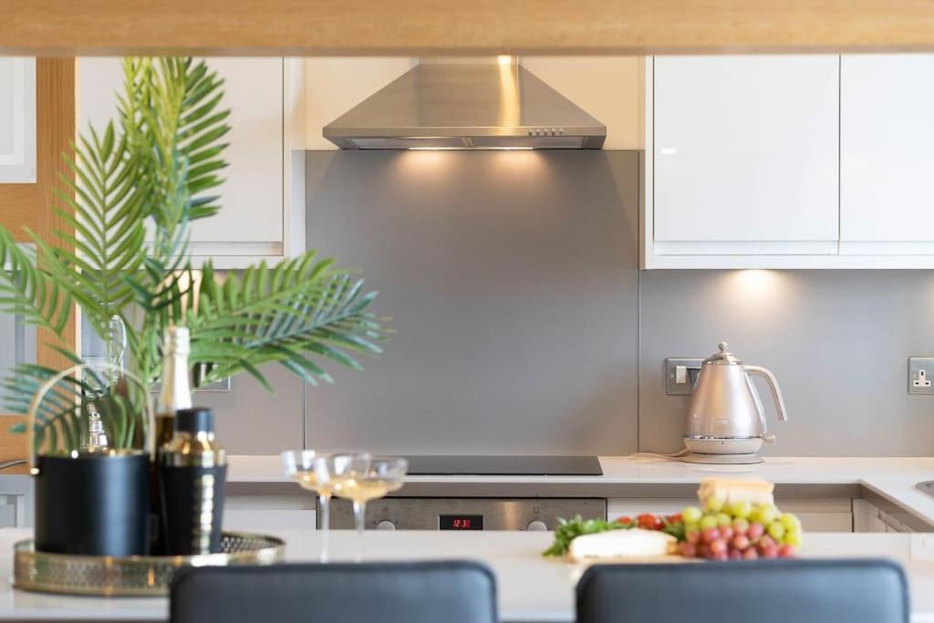 ברייטון Lovely Apartment With Spectacular Views & Free Parking מראה חיצוני תמונה